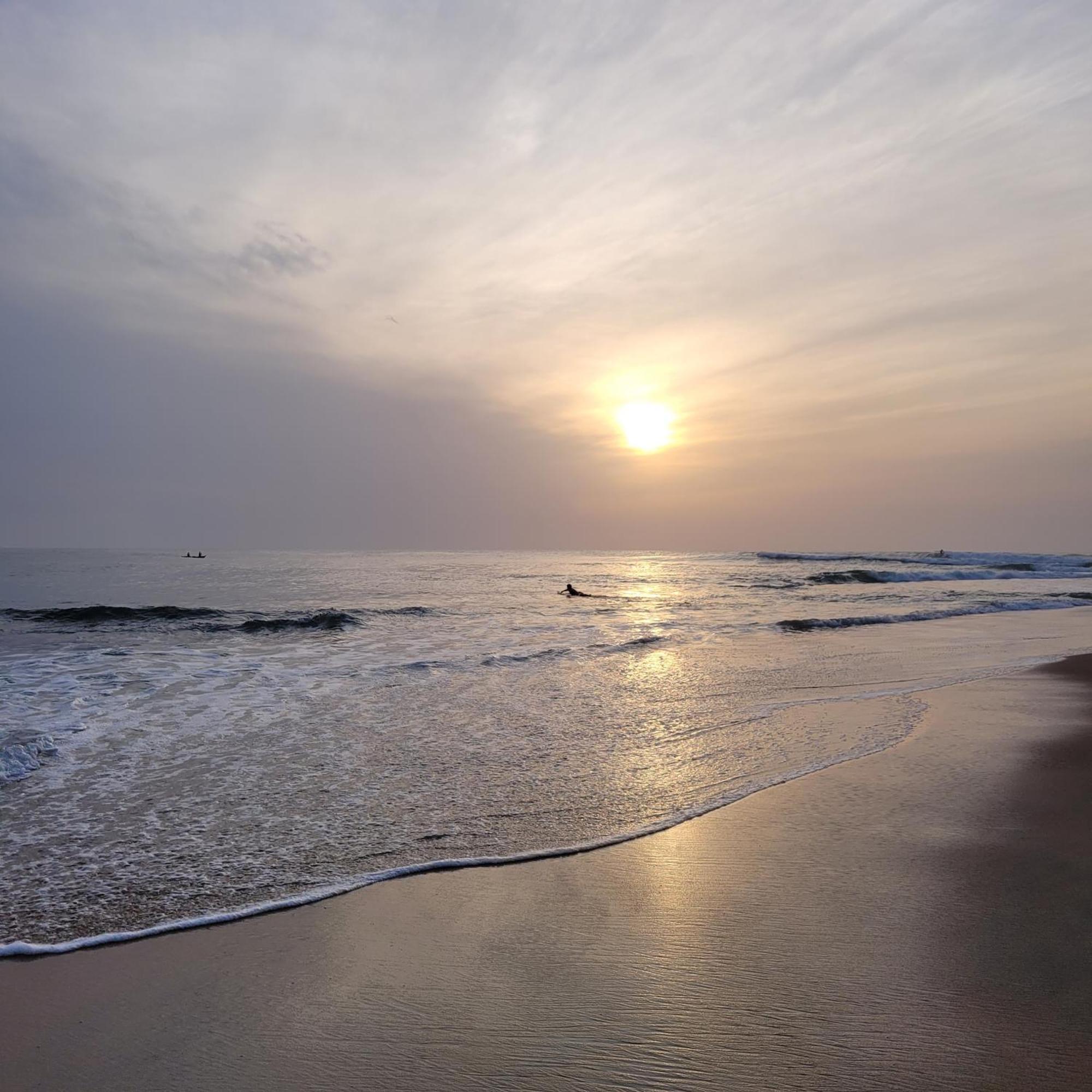 Хостел Agra Arugambay Аругам Экстерьер фото